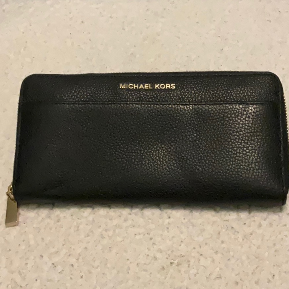 Michael Kors Black Leather Long Wallet.